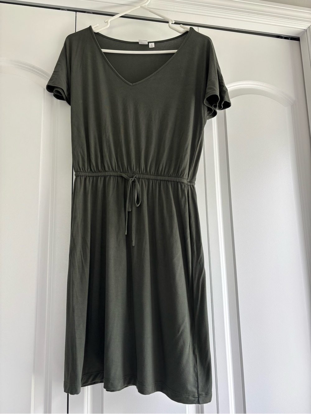 GAP XS Olive Green V‑Neck Drawstring Waist Mini Dress